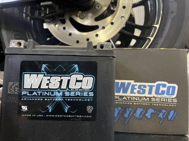 使用バッテリー