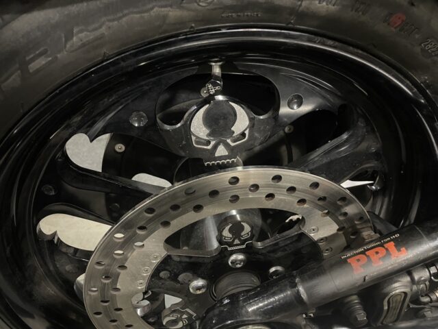 カスタムホイール