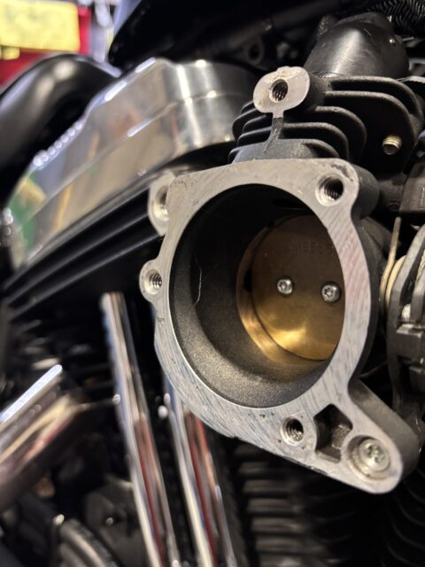 インマニにクラック