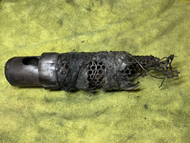 取り外したバッフル