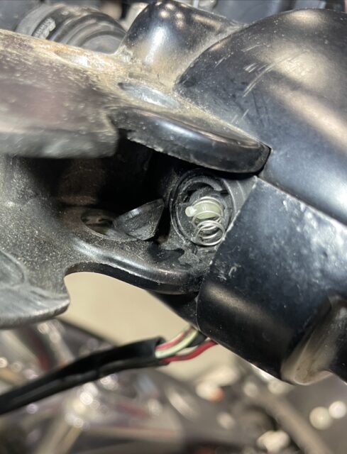 クラッチスイッチ