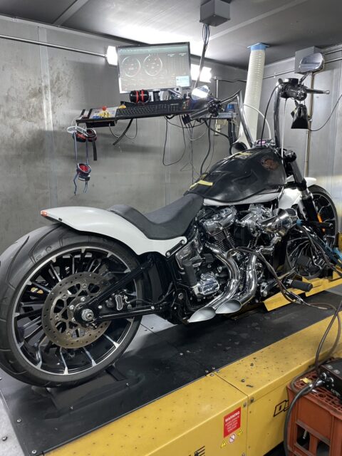 チューニング中