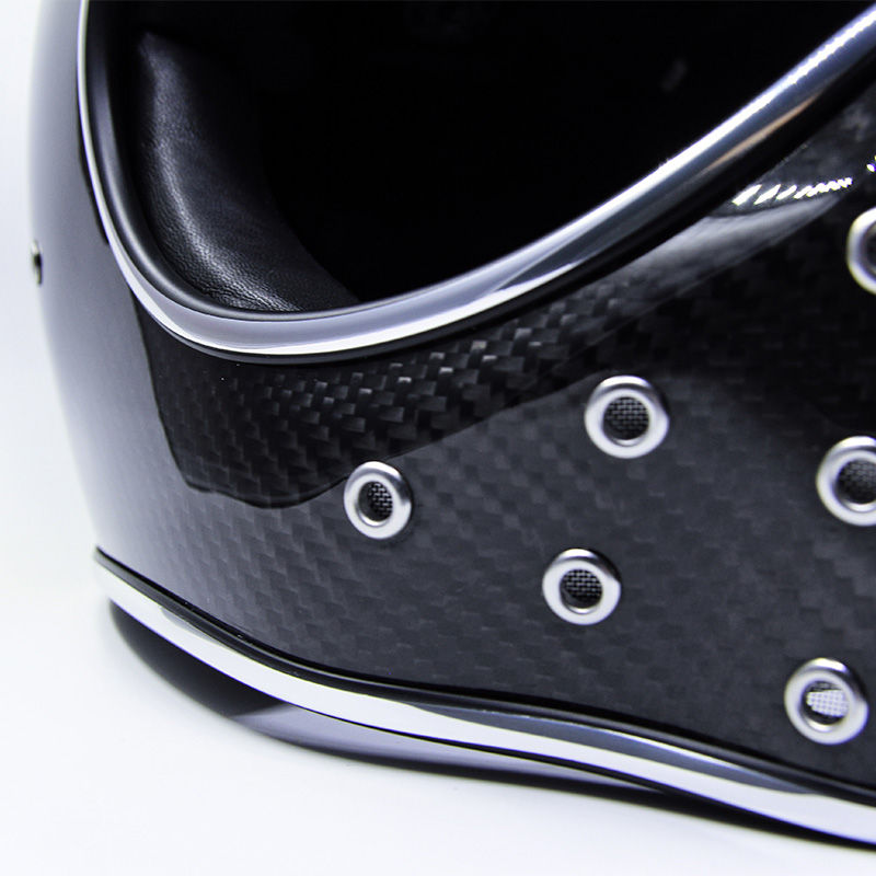 フルフェイスヘルメット グロスブラックカーボン