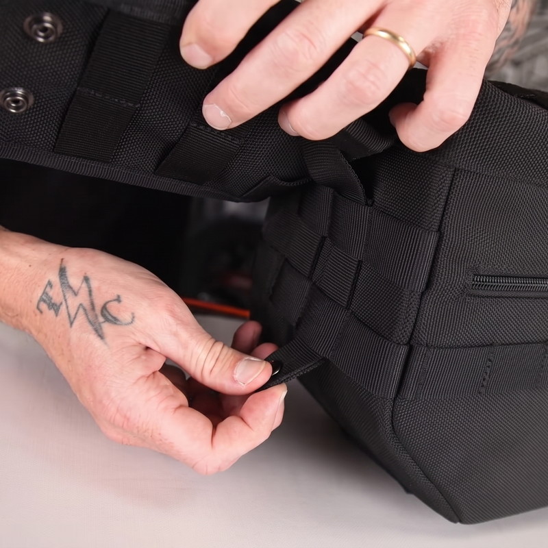 マルチユース モールポーチ