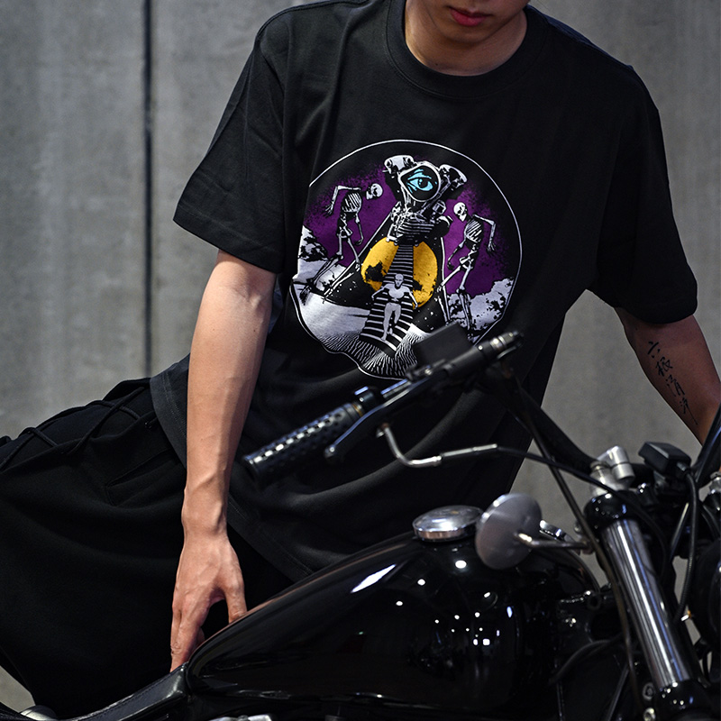 ナイン インダストリーズ×エブリデイ・ライフ・ウィズ・ファズ コラボ デザインTシャツ "Overlap"