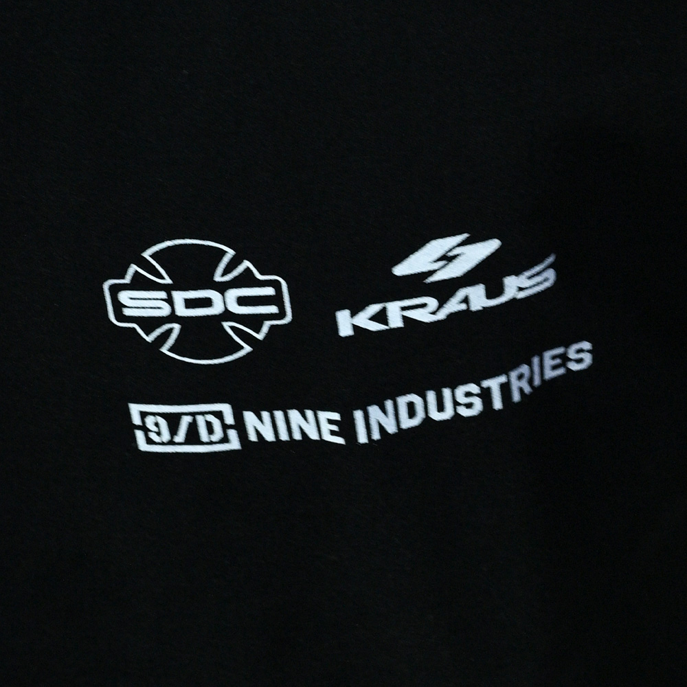ナイン インダストリーズ SDC×KRAUS×NINE トリプルネーム Tシャツ