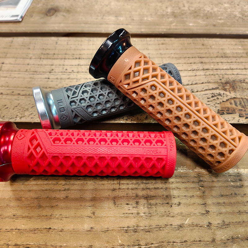 VANS ロックオン グリップセット 電子スロットルモデル用
