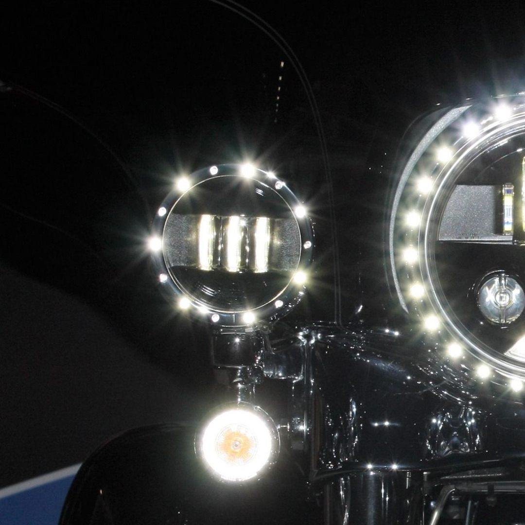 カスタムダイナミクス■4.5インチ LED 補助ライトトリムリング ウインカー内蔵 ブラック【96年-05年FLHT】