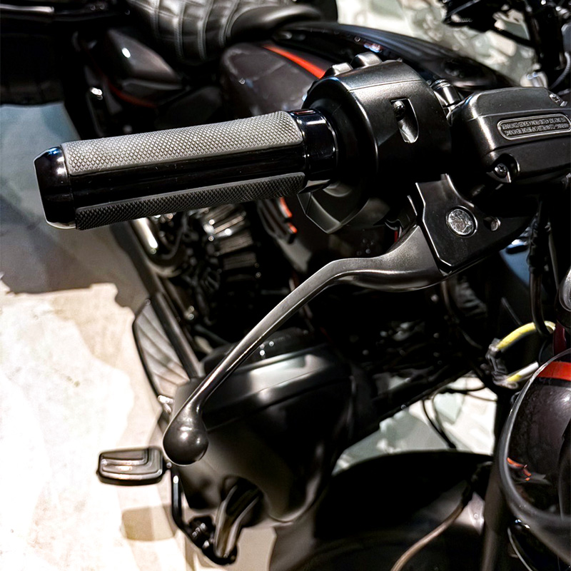 スリムレバー アルミビレット 左右セット ブラック