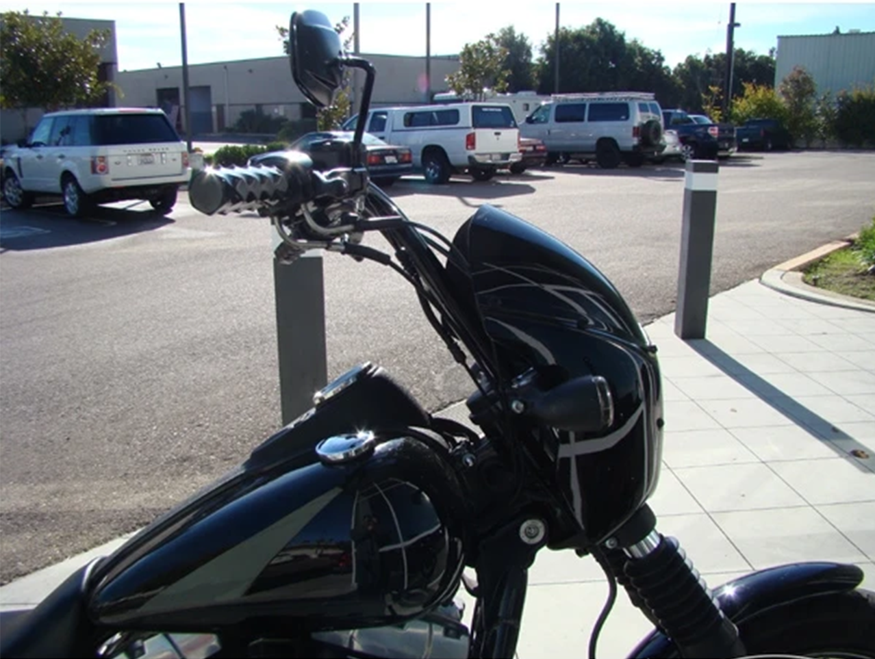 アウトレットセール La Choppers クラブハンドルバー 13インチ ブラック スポーツスター ダイナ ソフテイル用 La Choppers Club Handlebars High Black 13inch パインバレー