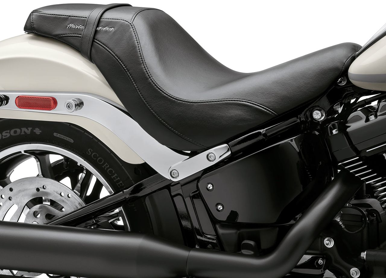 ハーレー純正□バッドランダーシート ブラック 【18年以降 ソフテイル】 Harley Davidson Badlander Seat Black  for 18Later FLSB FXLR FXLRS FXLRST / パインバレー