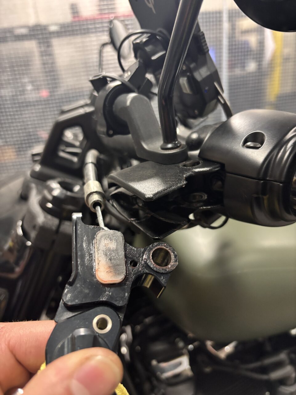 レバー取付部の汚れの様子