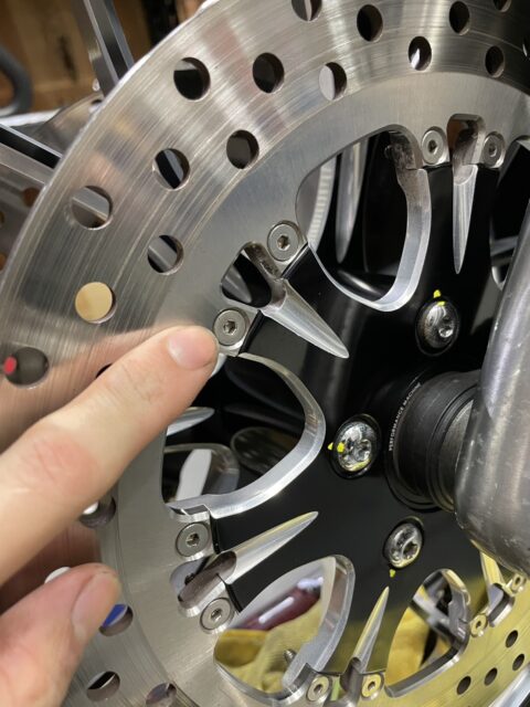 ブレーキローター増し締め