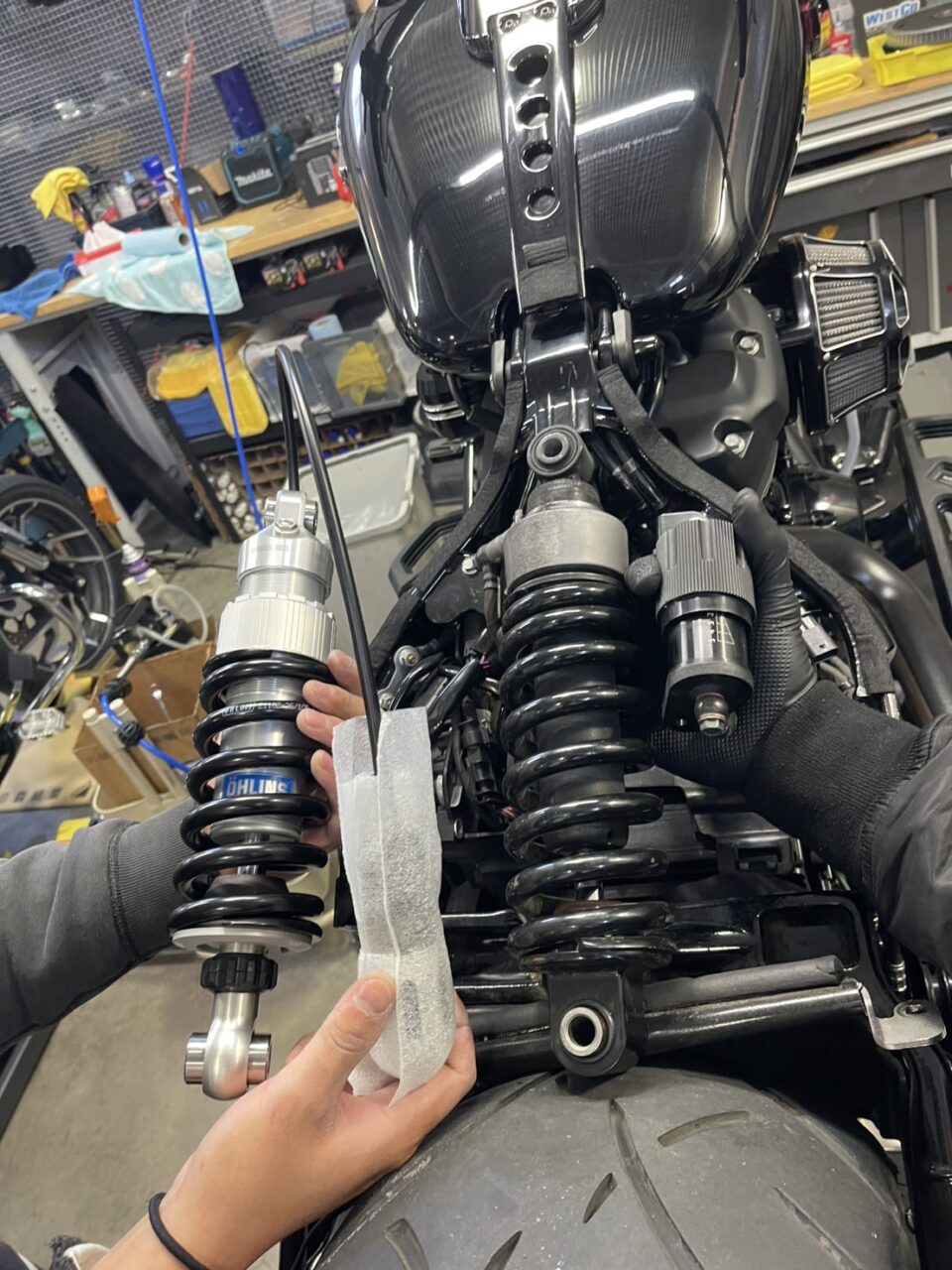 ファットボーイ リアサスの比較写真