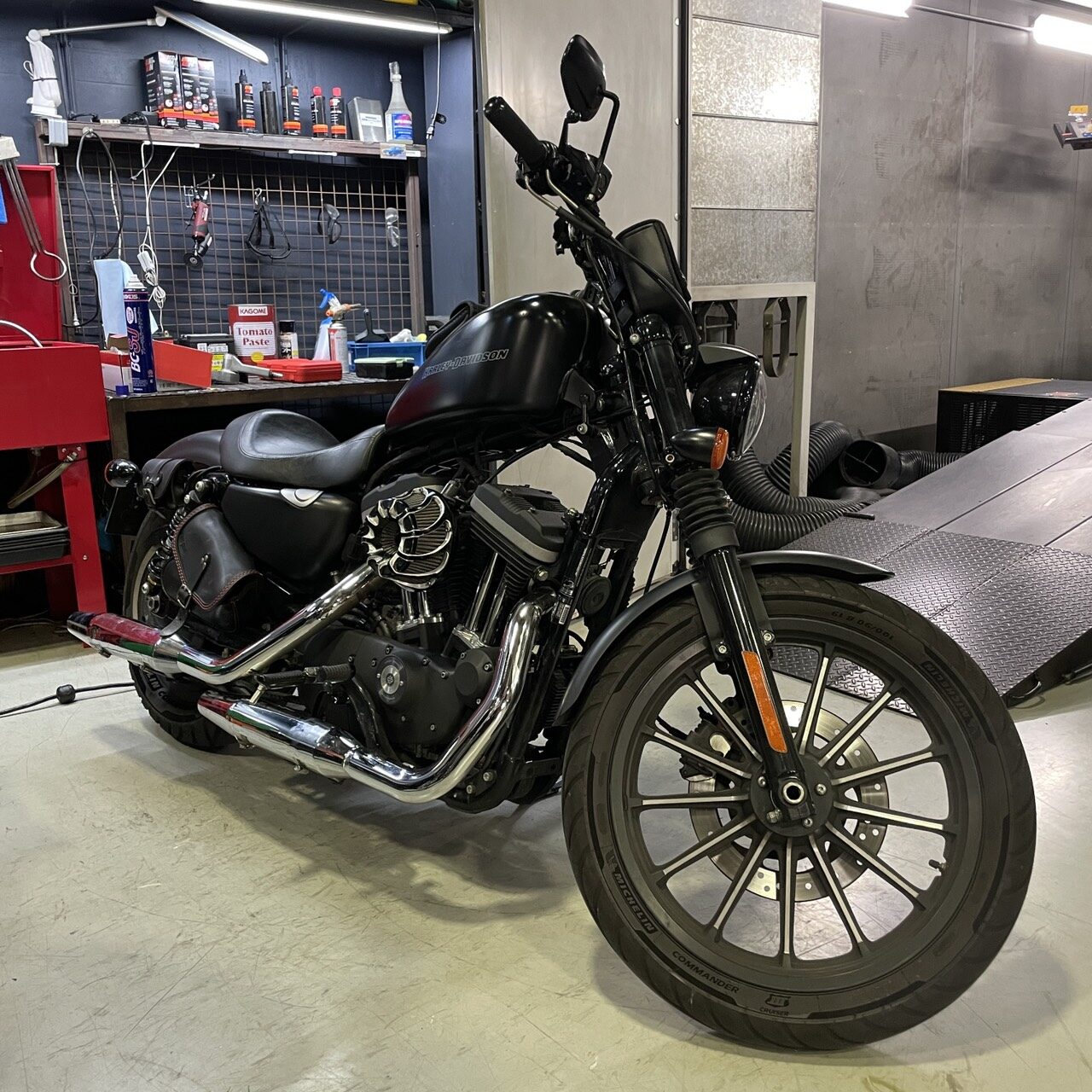 XL883N 車検整備後の車両全体写真